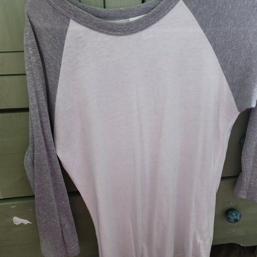 Xs lularoe shirt